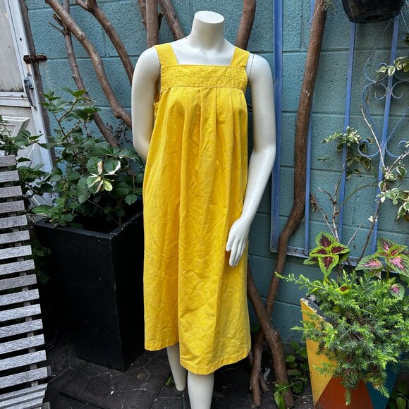 Lady in Waiting Vintage Yellow Linen Maternity Dress - Picture 4 of 5